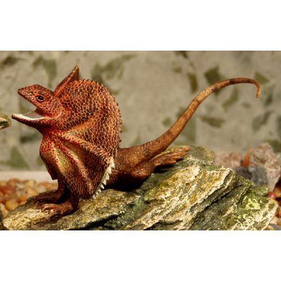 Large 17cm Frilled Lizard Detailed Animal Figure Toy for Ages 3 and Up